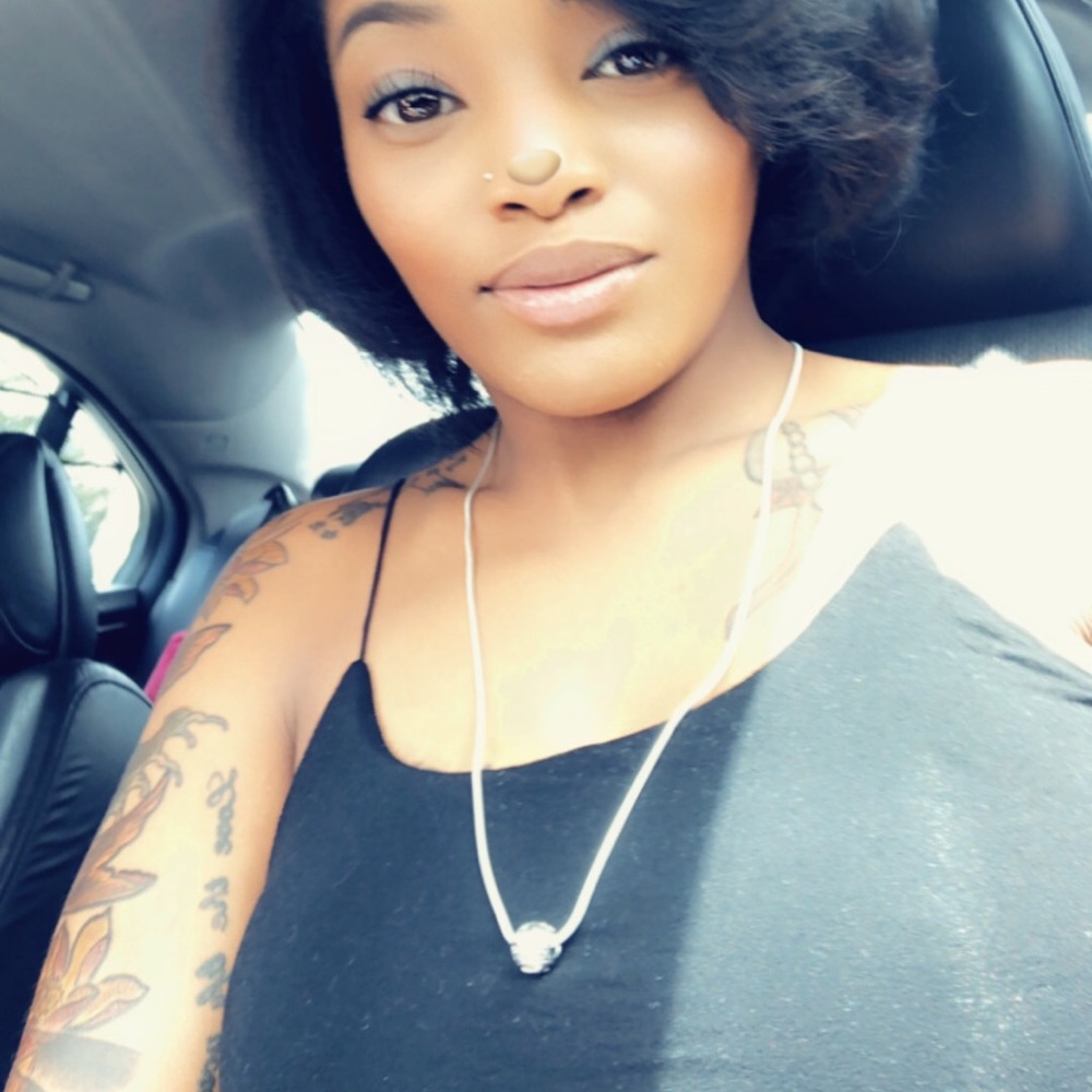 Meet your Posher, Zelina